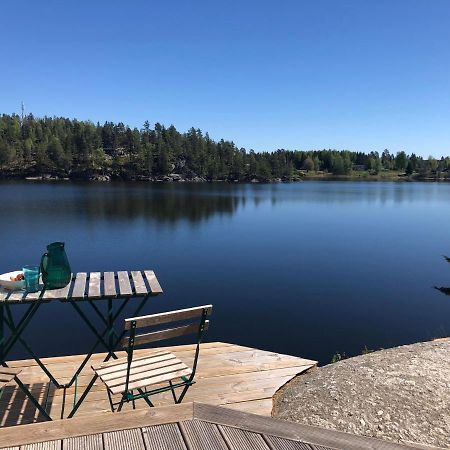 Lyseren Waterfront Cabin Omberg Bagian luar foto