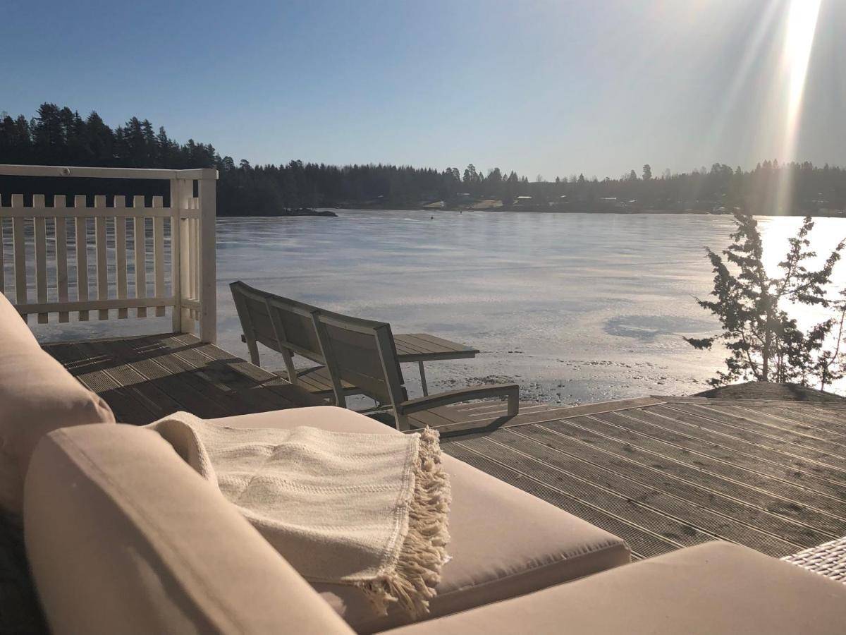 Lyseren Waterfront Cabin Omberg Bagian luar foto
