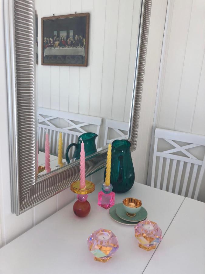 Lyseren Waterfront Cabin Omberg Bagian luar foto